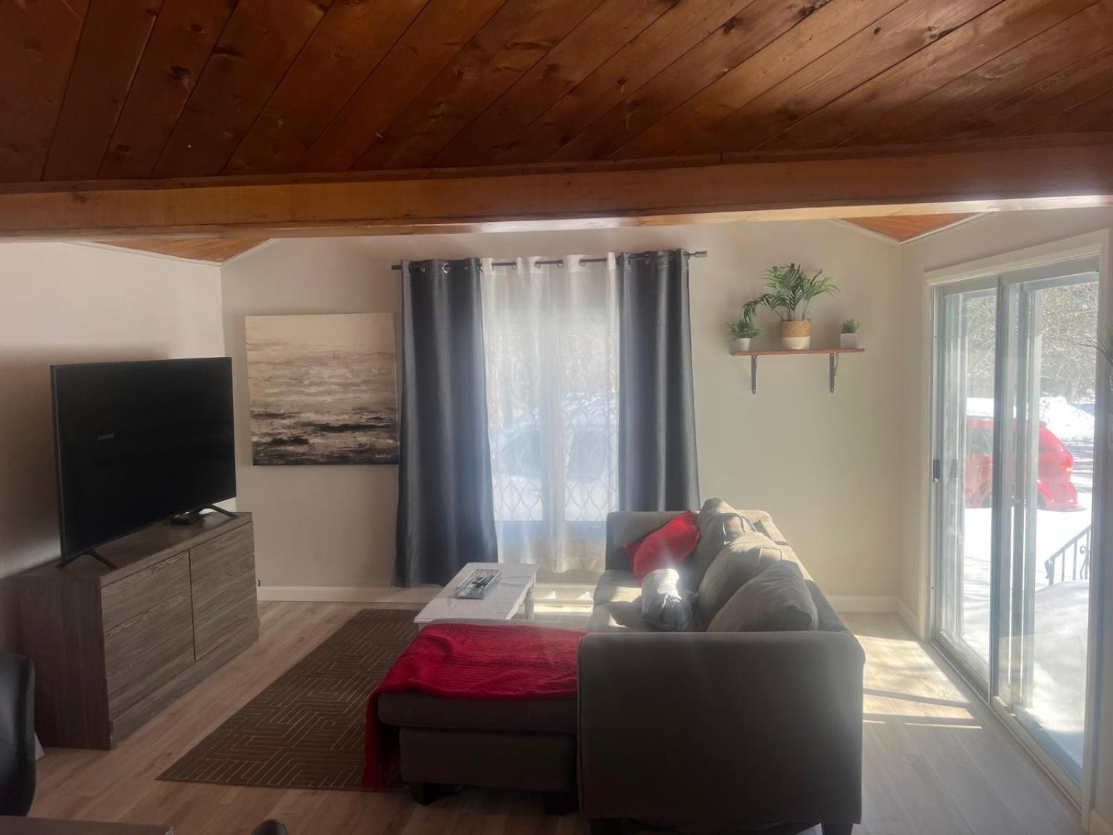 Cozy Chalet Near The Beach Шедьяк Номер фото
